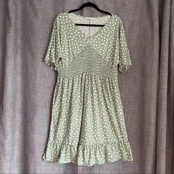 Perfect Peach Mini Smock Dress in Sage Green Dot - Picture 6 of 10